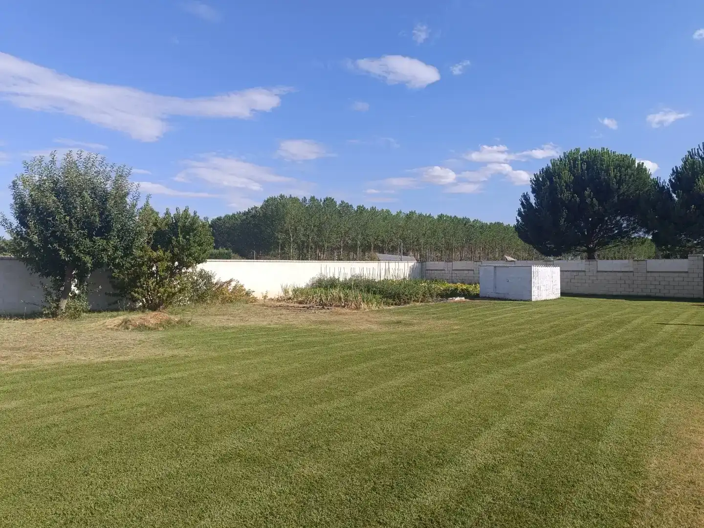 Finca rústica en venda en Husillos  amb Piscina