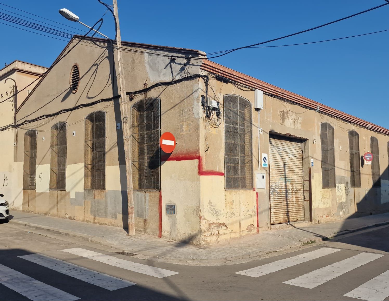 Nave industrial de alquiler en Carrer de Caresmar, Can Feu, Can Feu - Gràcia