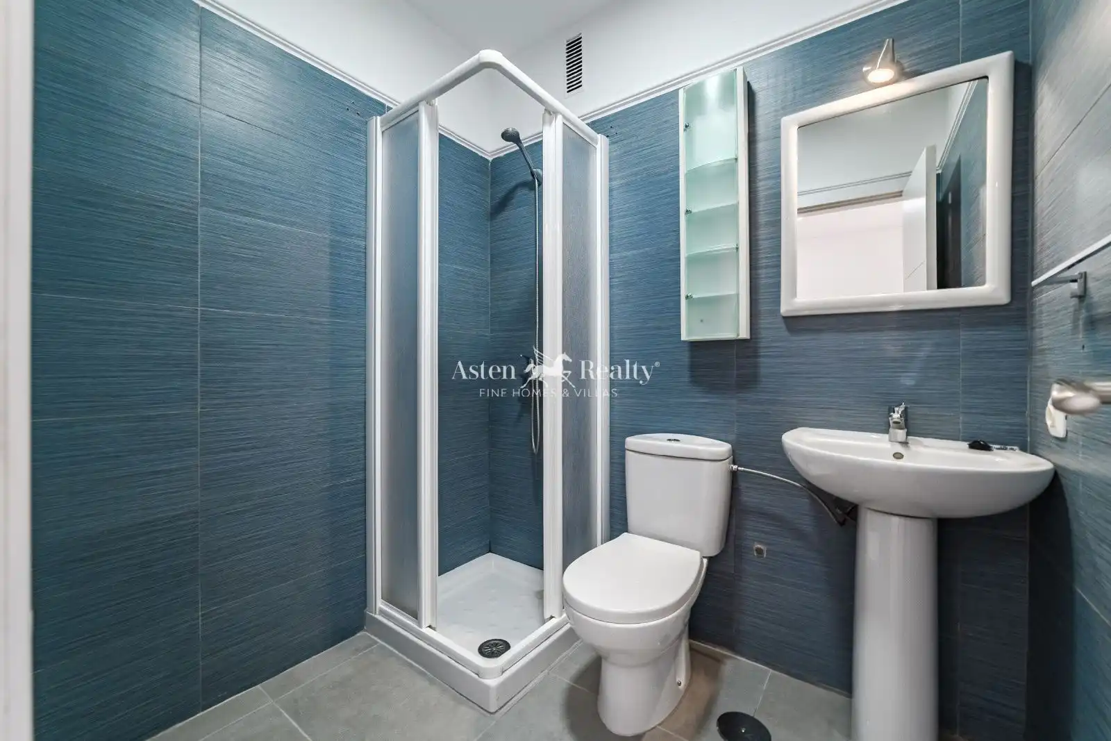 Monolocale con piscina in vendita a Irlanda, imagen 11