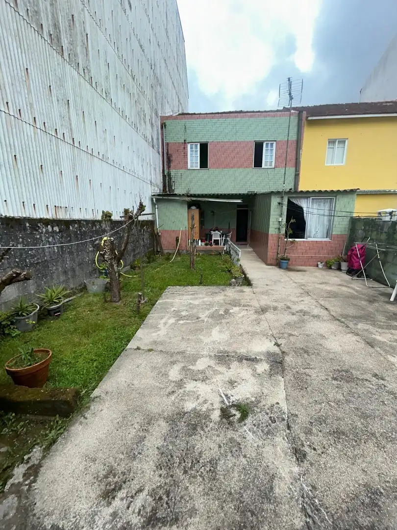 Vista exterior de Casa o xalet en venda en A Pobra do Caramiñal amb Traster, Moblat i Balcó