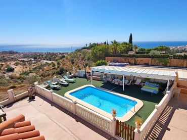 Haus mit Garten zum Verkauf in Rincón de la Victoria -  DISEMINADOS