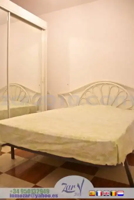 Habitación de Piso en venta en Garrucha con Terraza, Amueblado y Horno