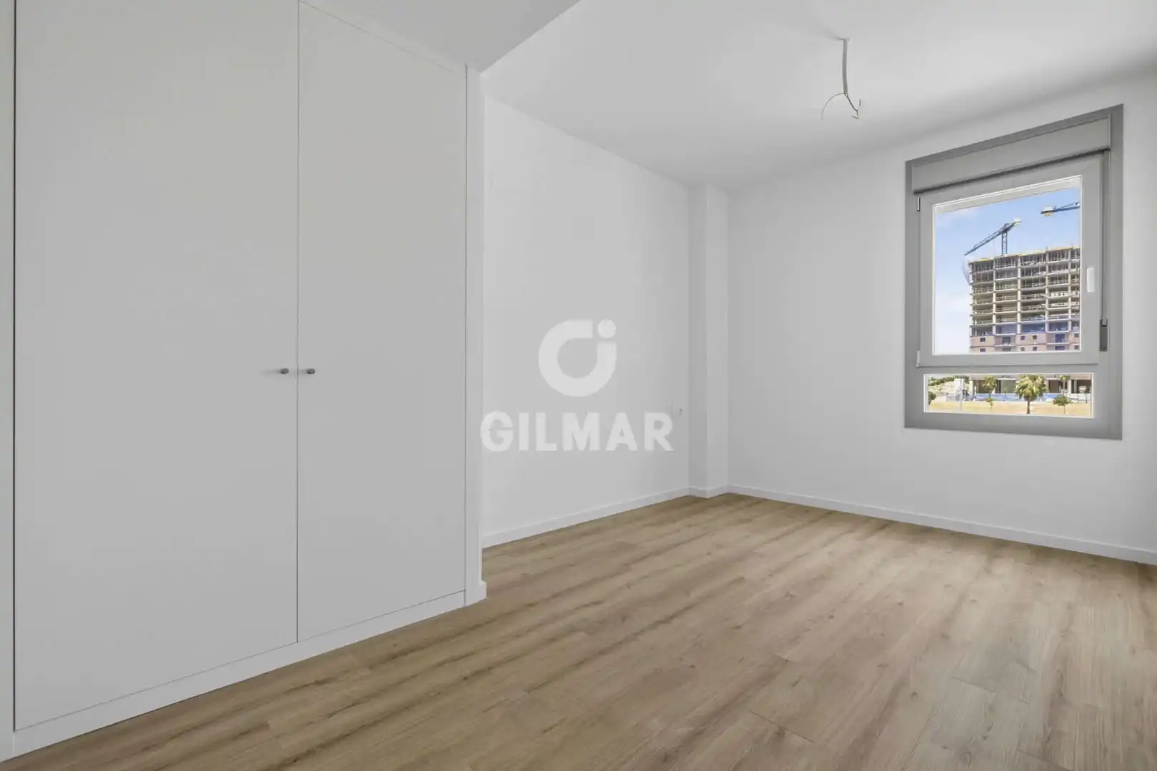 Habitación de Piso en venta en Dos Hermanas con Calefacción, Jardín privado y Trastero