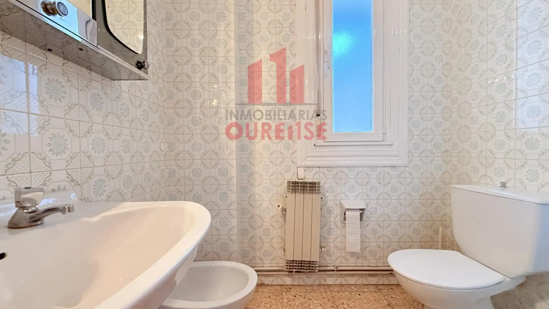 Baño de Piso en venta en Ourense Capital  con Calefacción, Trastero y Balcón