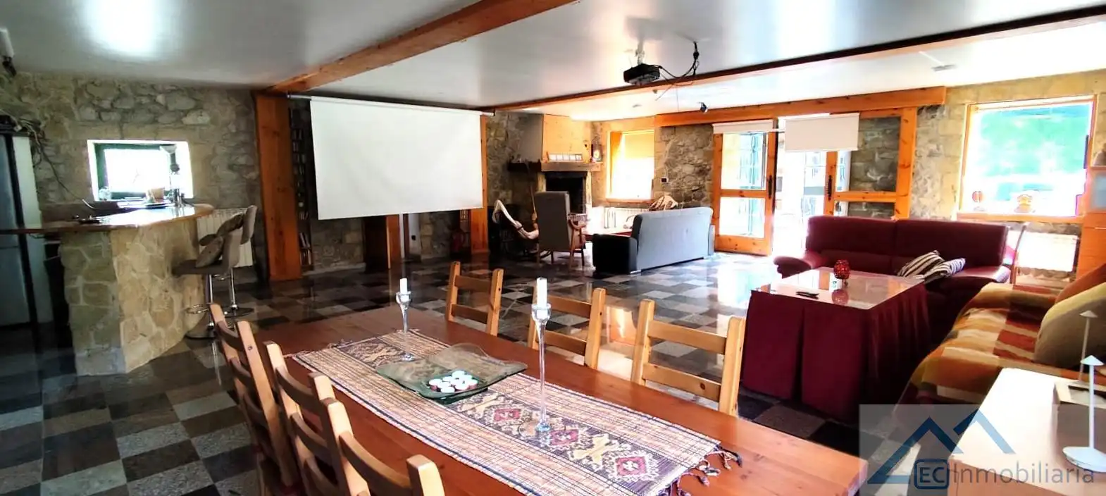 Comedor de Casa o chalet en venta en Ribamontán al Monte con Calefacción y Piscina