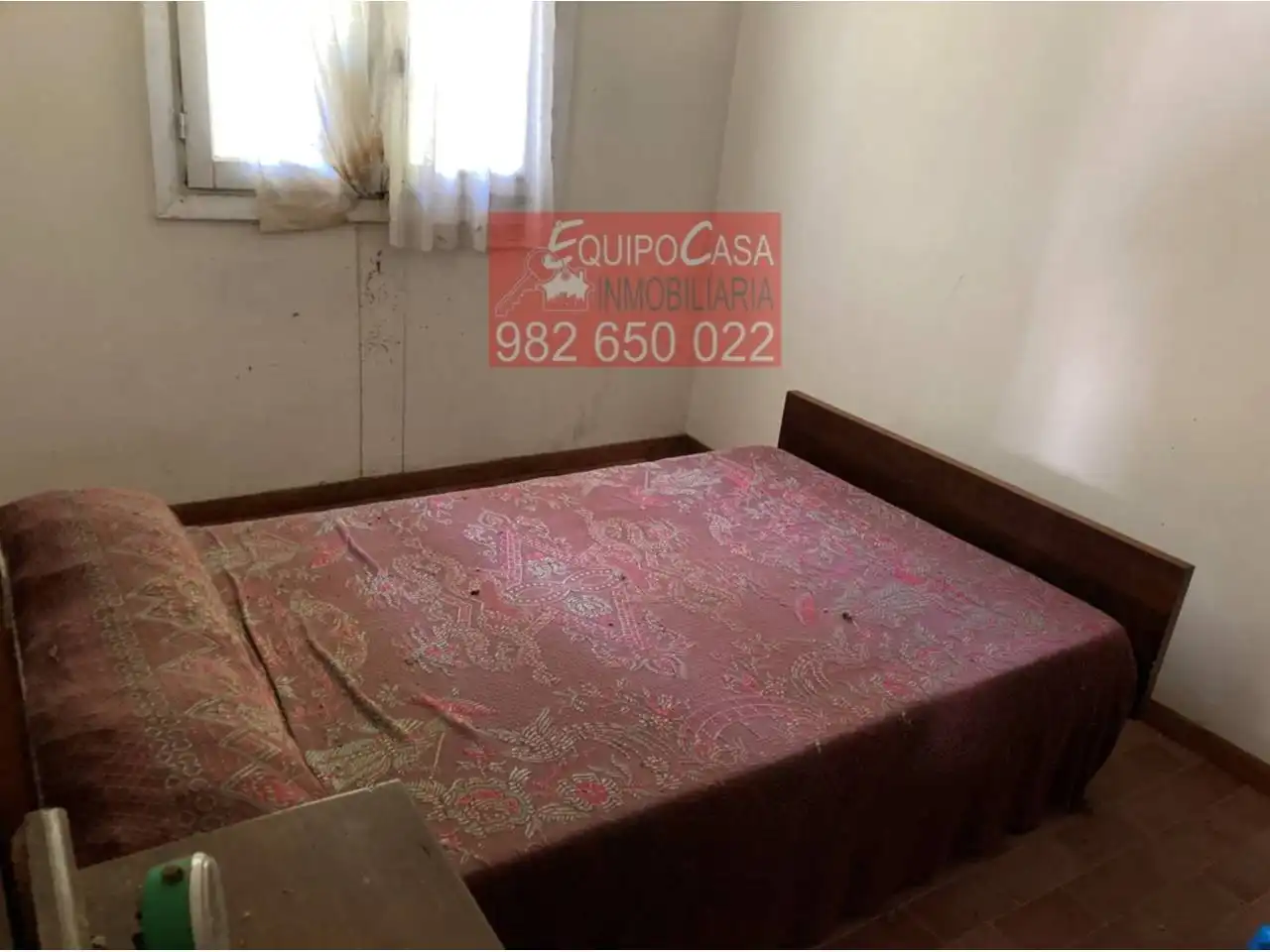 Dormitori de Casa o xalet en venda en Begonte amb Jardí privat, Terrassa i Alarma