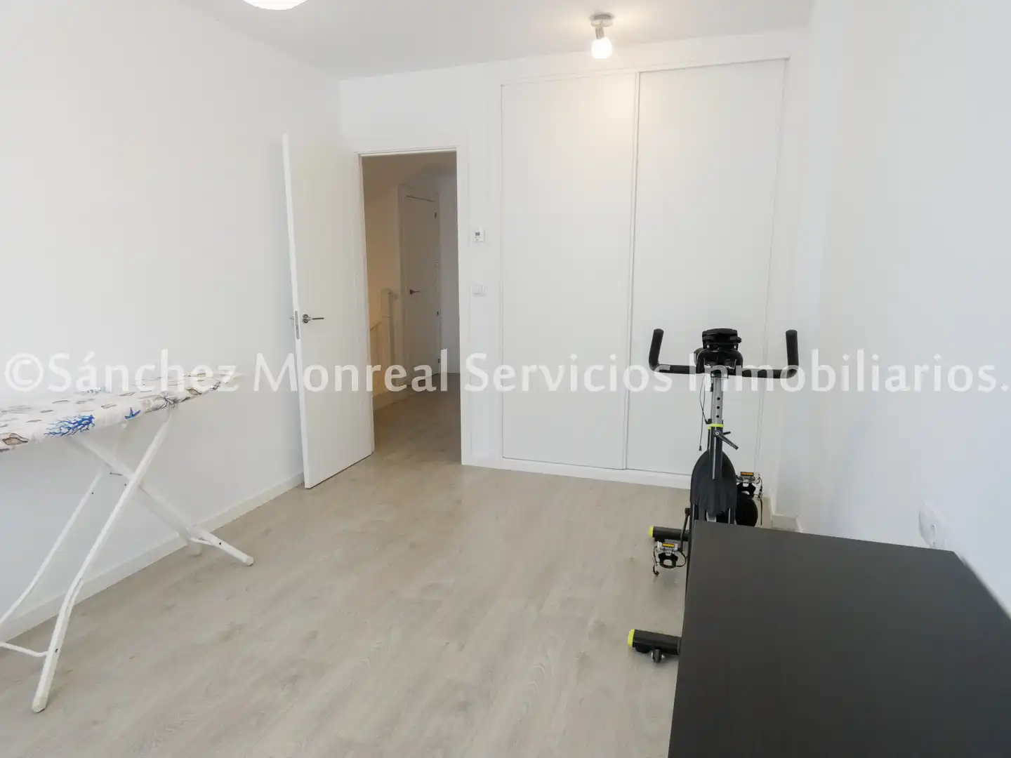 Habitación de Casa o chalet en venta en Alcázar de San Juan con Aire acondicionado, Calefacción y Trastero