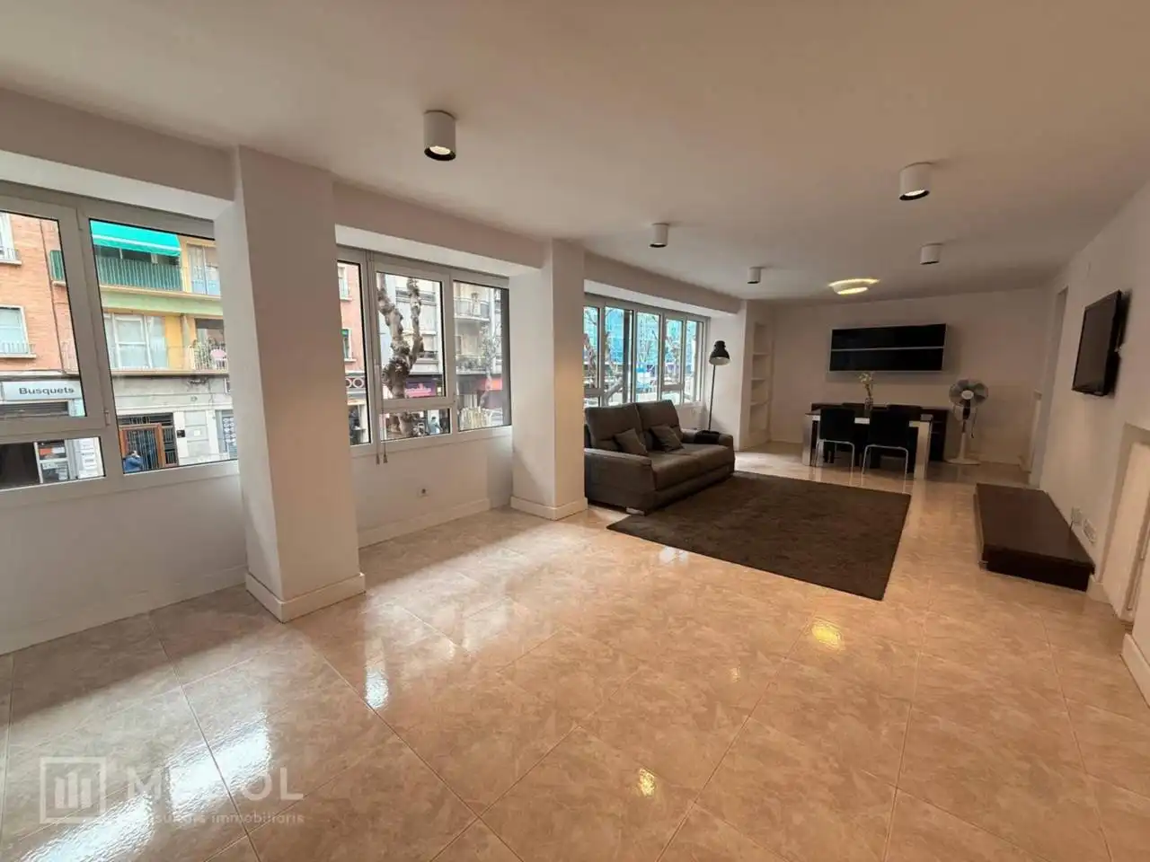 Flat for rent in Avenida Prat de la Riba, Nou Eixample Sud