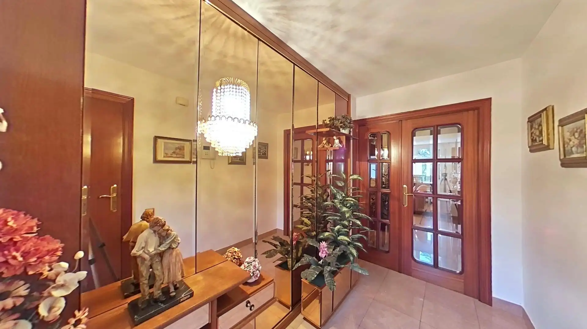 Flat with terrace for sale in Instituts, imagen 2