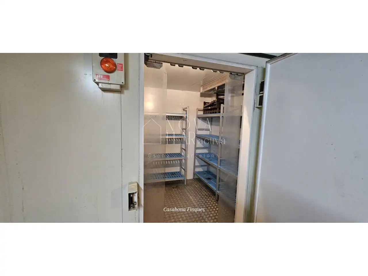 Houses for sale in Vic  with Air Conditioner, Heating and Terrace