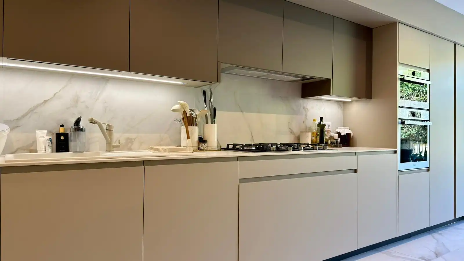 Cocina de Casa o chalet en venta en Alicante / Alacant con Aire acondicionado, Calefacción y Jardín privado