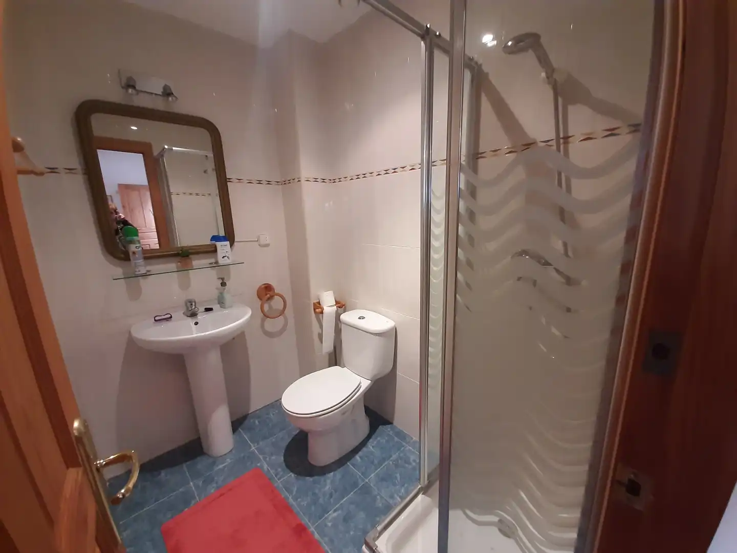 Bathroom of Attic for rent in Puente Viesgo  with Private garden, Furnished and Washing machine