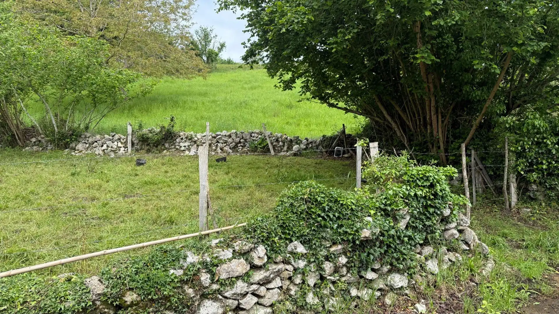 Land for sale in Valdáliga