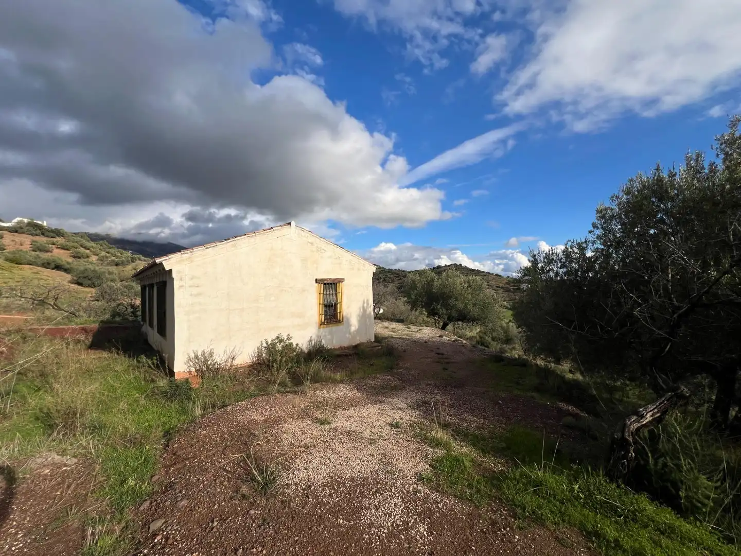 Vista exterior de Casa o xalet en venda en Riogordo