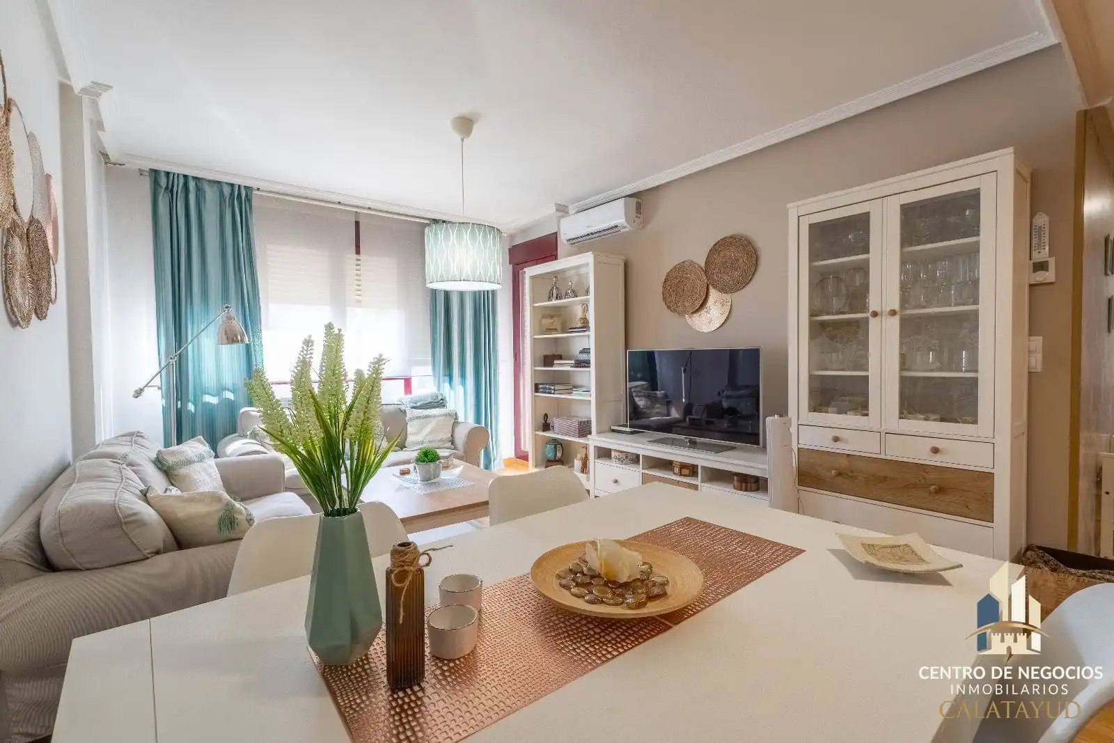 Sala d'estar de Pis per a compartir en Calatayud amb Aire condicionat, Calefacció i Parquet