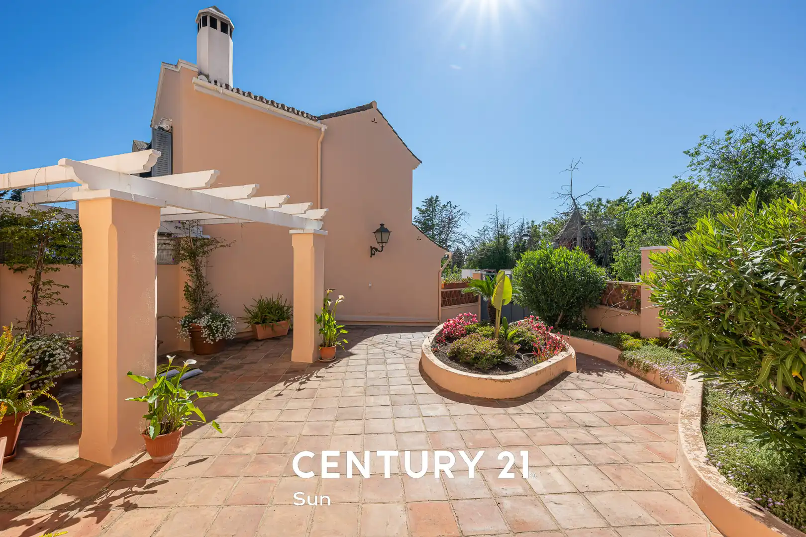 Jardín de Casa adosada en venta en Marbella con Aire acondicionado, Calefacción y Jardín privado