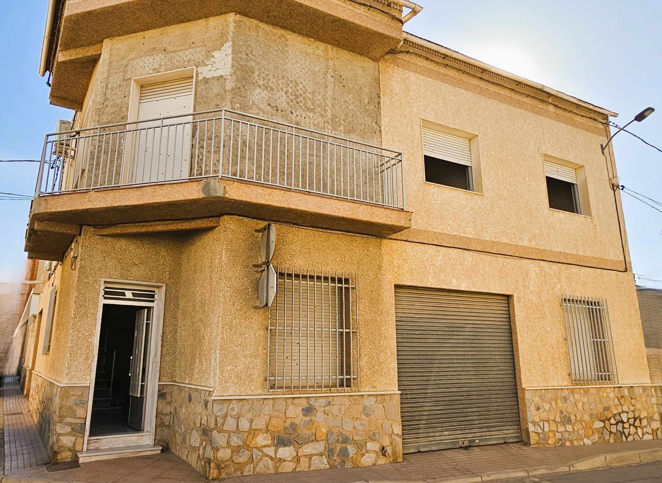 Vista exterior de Casa o chalet en venta en Totana con Terraza, Trastero y Amueblado