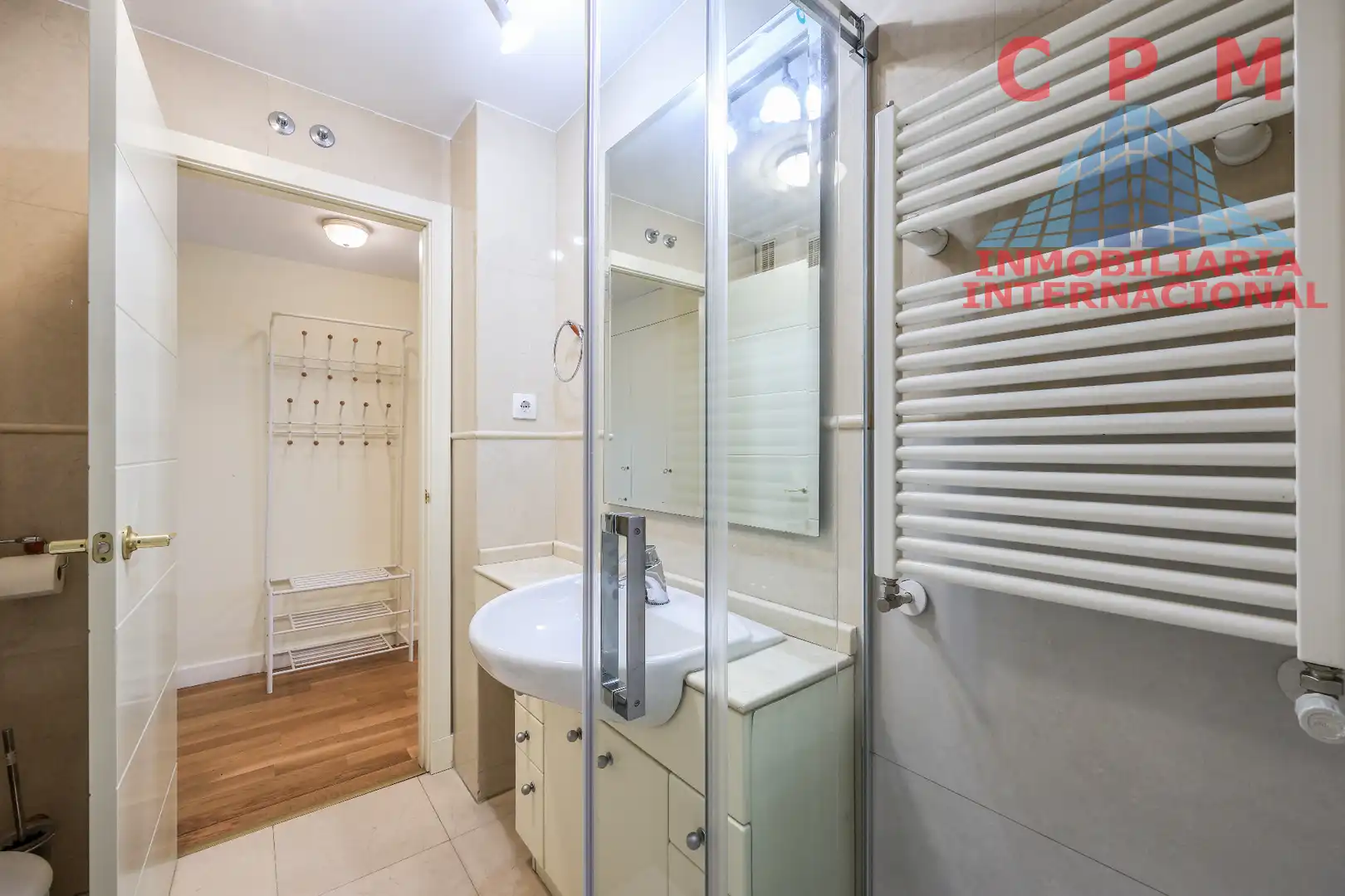 Badezimmer von Wohnung zur Miete in Madrid mit Klimaanlage, Heizung und Parkett