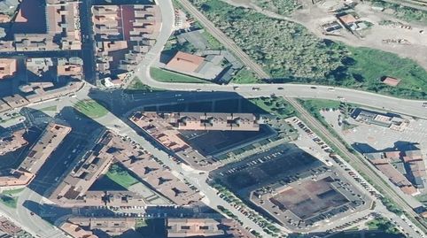 Foto 2 de Piso en venta en Avenida Marques Suances, Versalles, Avilés