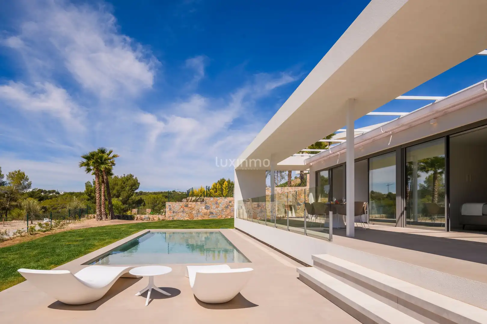 Detached house with pool for sale in Orihuela Costa