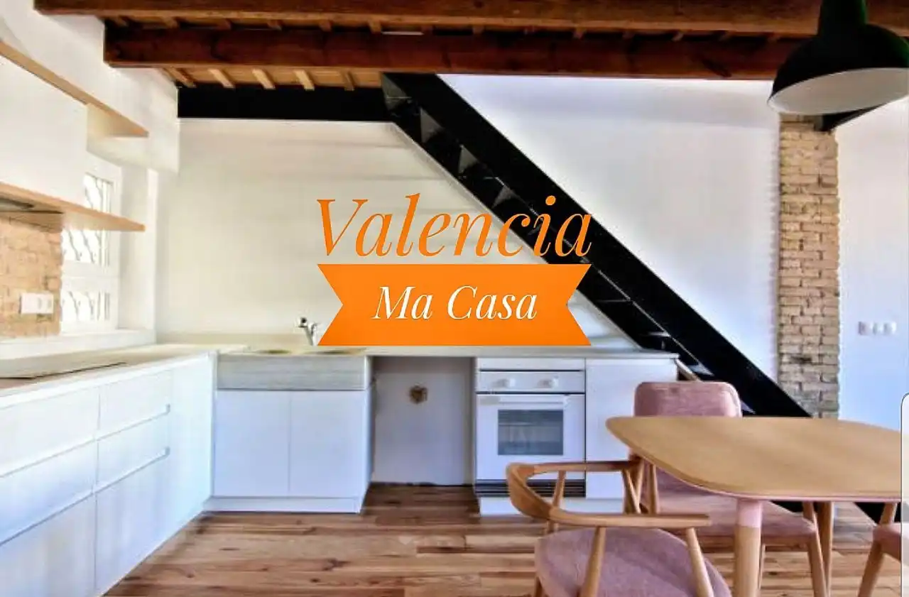 Attic for rent in Gran Via