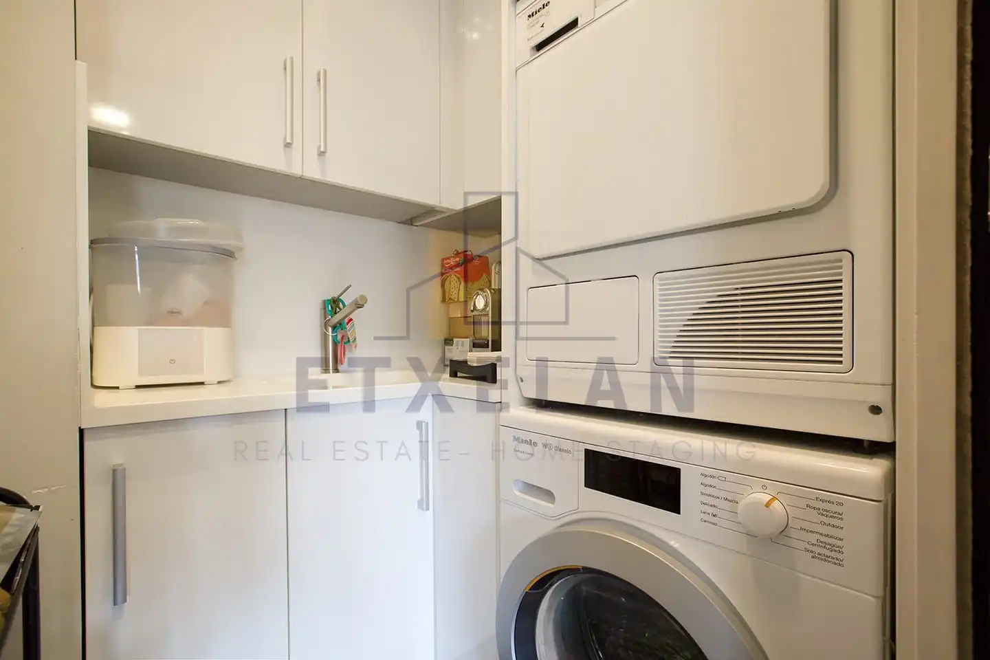 Kitchen of Flat for sale in Bilbao   with Heating, Storage room and Balcony
