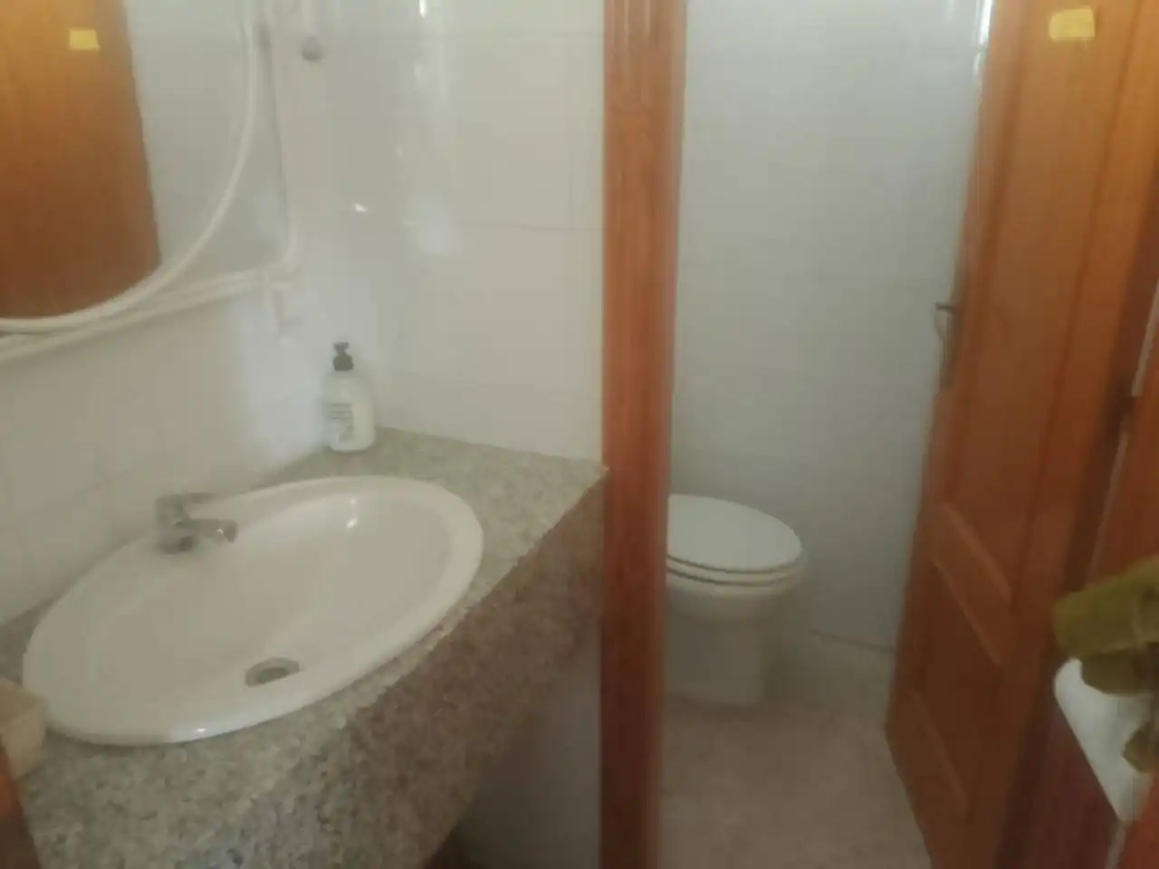 Baño de Nave industrial de alquiler en Gandia con Calefacción y Alarma