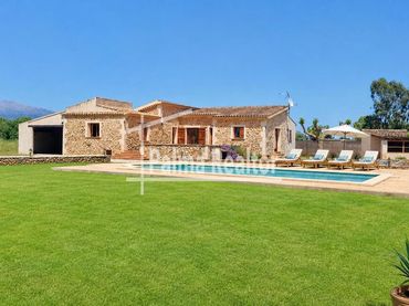 Casa rustica con piscina in vendita a Cami Botadors