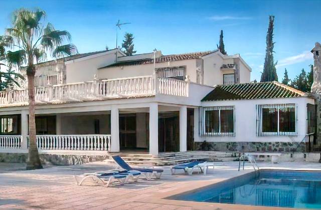 Casa-chalet en Venta en Alicante Golf