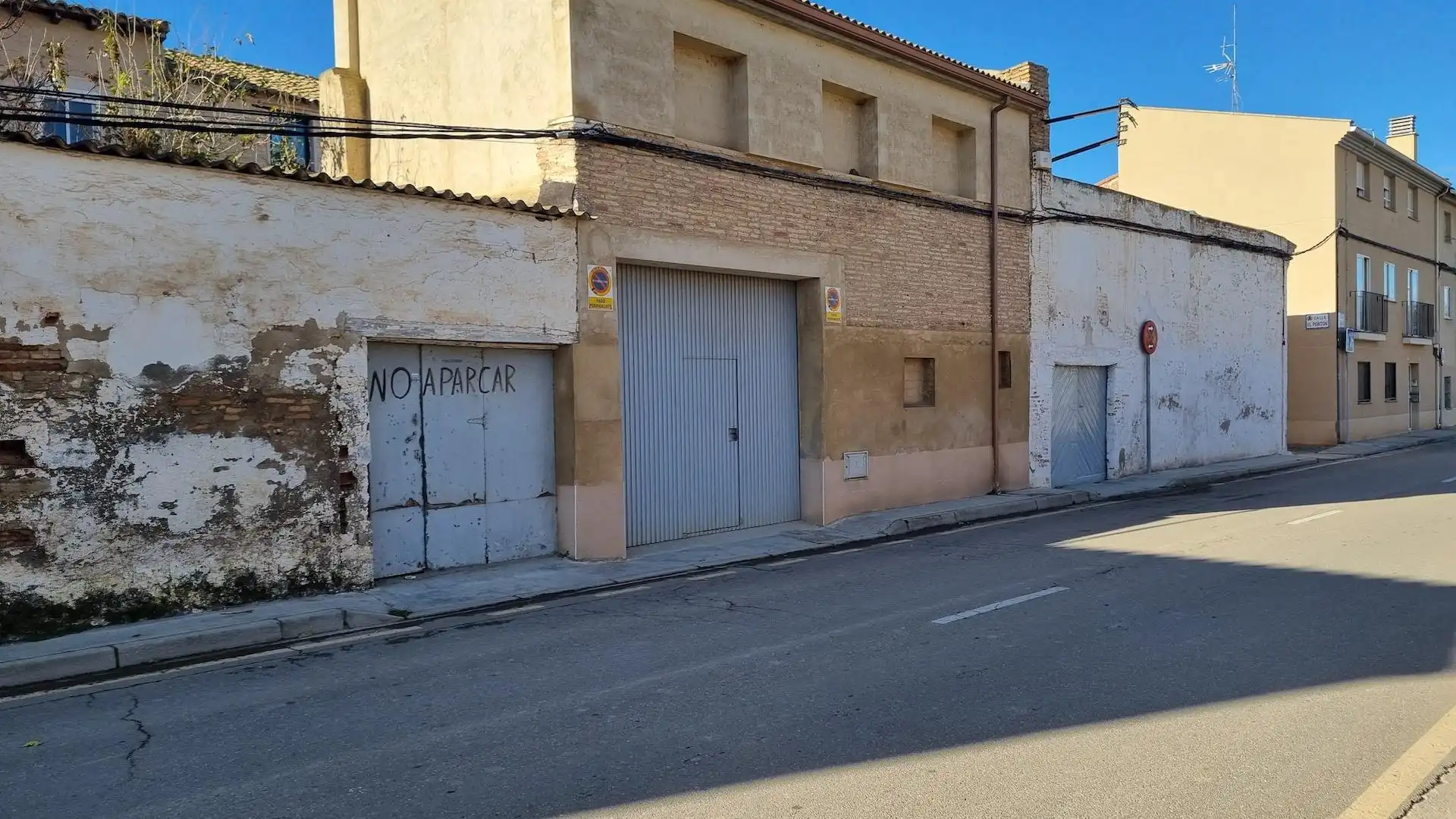 Außenansicht von Haus oder Chalet zum Verkauf in Zaragoza mit Privatgarten und Terrasse