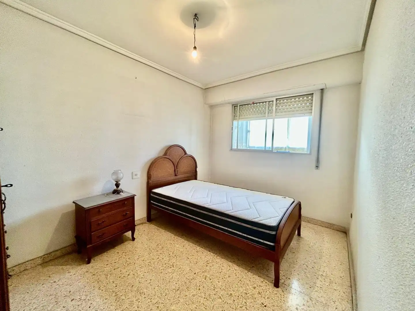 Habitación de Piso en venta en Valencia con Balcón