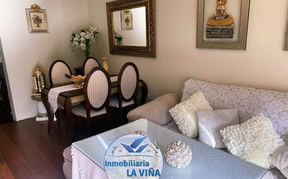 Sala d'estar de Casa o xalet en venda en Archidona amb Terrassa, Traster i Piscina
