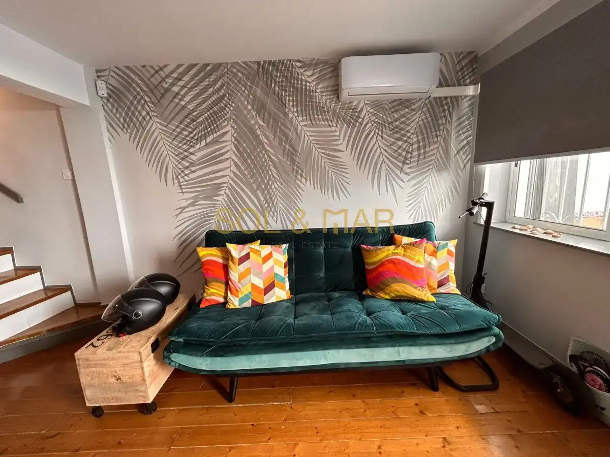 Sala d'estar de Casa o xalet en venda en Torremolinos amb Aire condicionat, Calefacció i Parquet