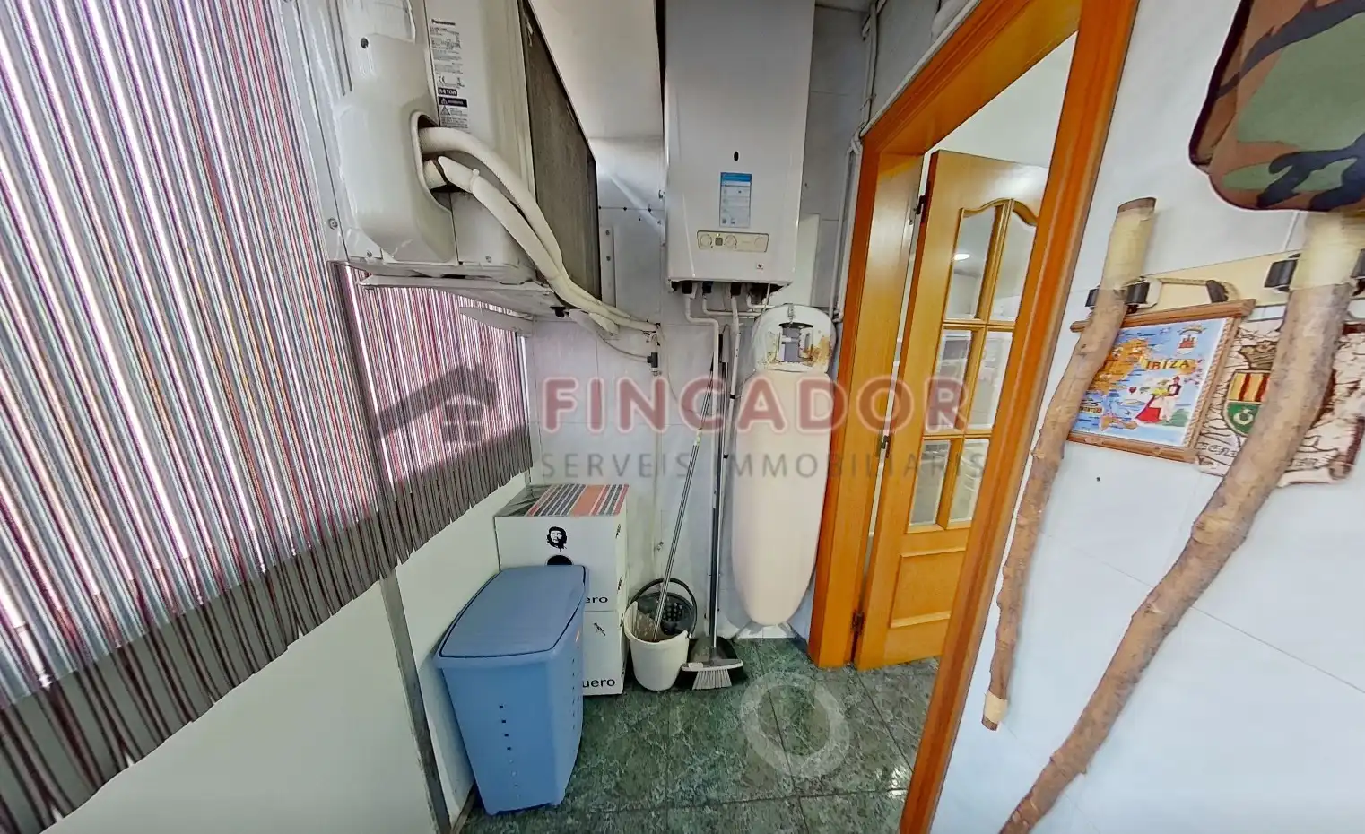 Flat for sale in Terrassa  with Air Conditioner and Heating