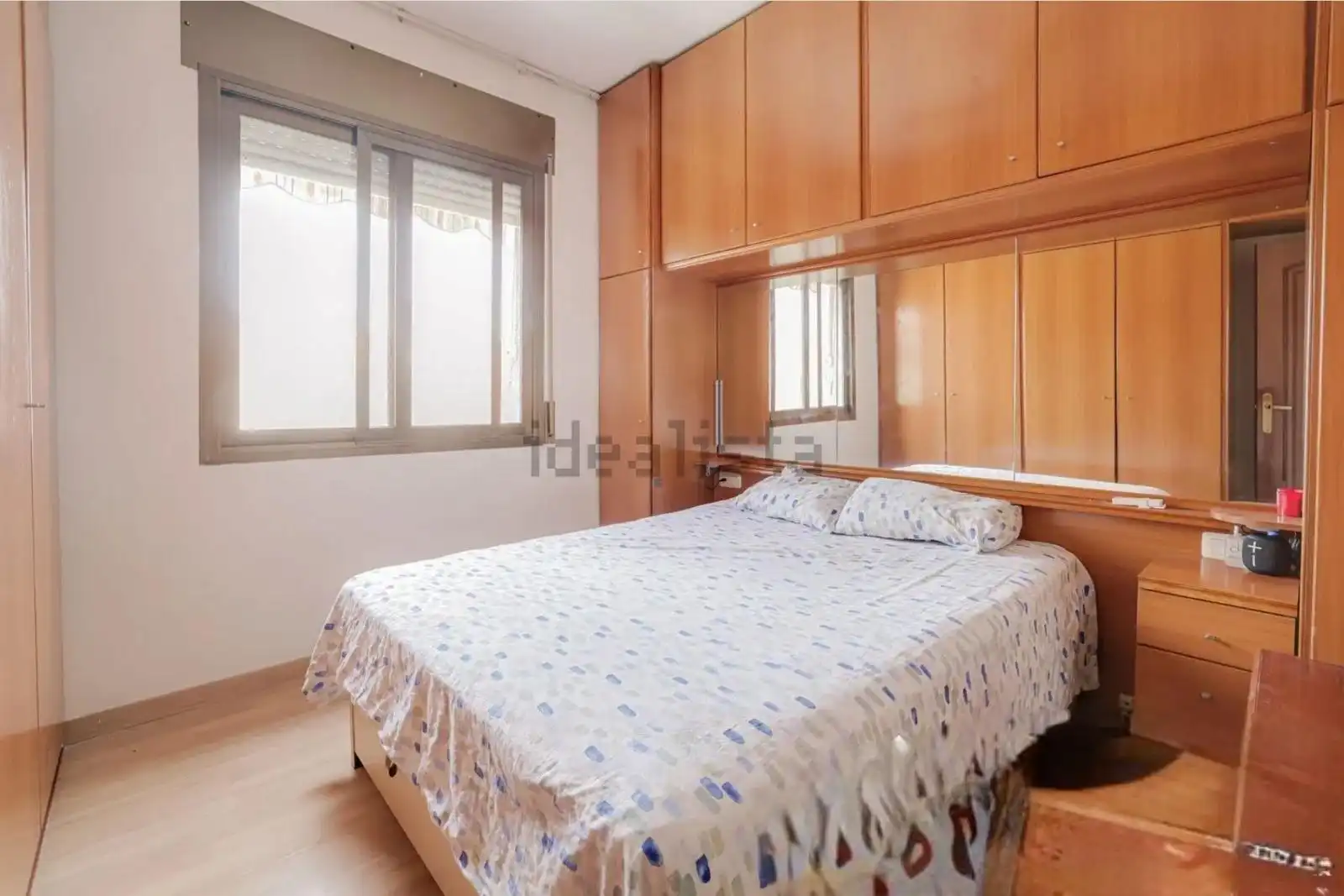 Schlafzimmer von Maisonette zum Verkauf in L'Hospitalet de Llobregat mit Klimaanlage, Heizung und Parkett