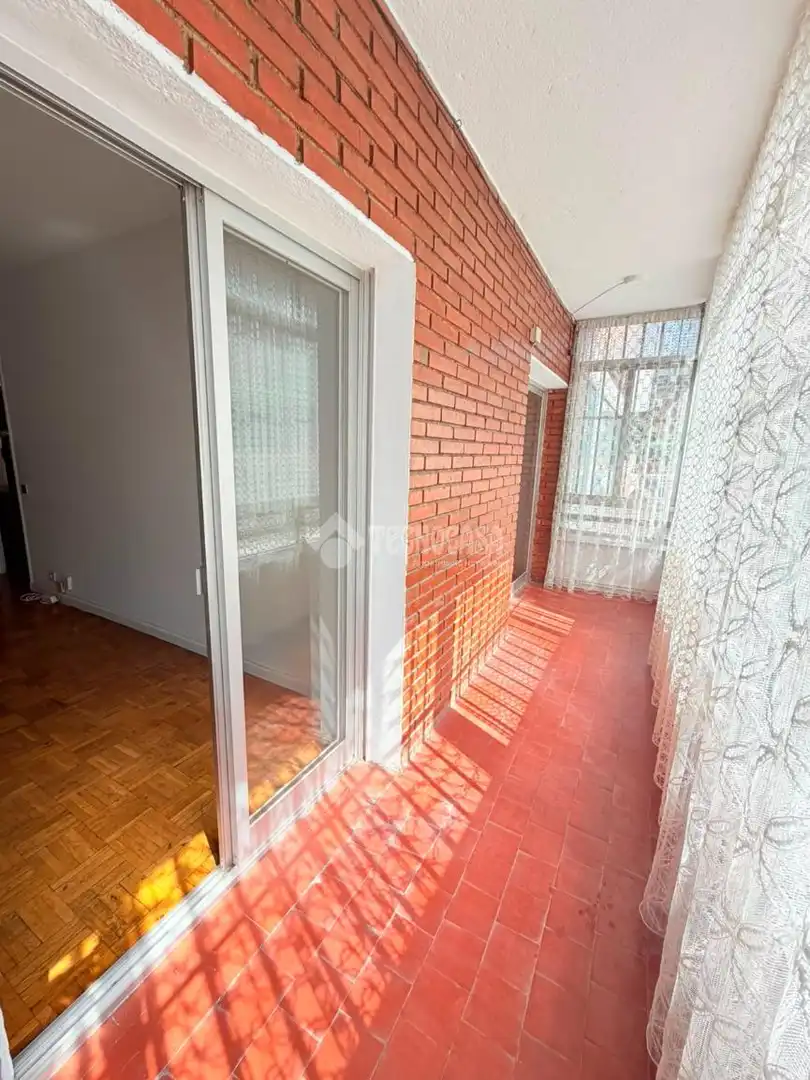 Wohnung zum Verkauf in Madrid mit Heizung, Parkett und Terrasse