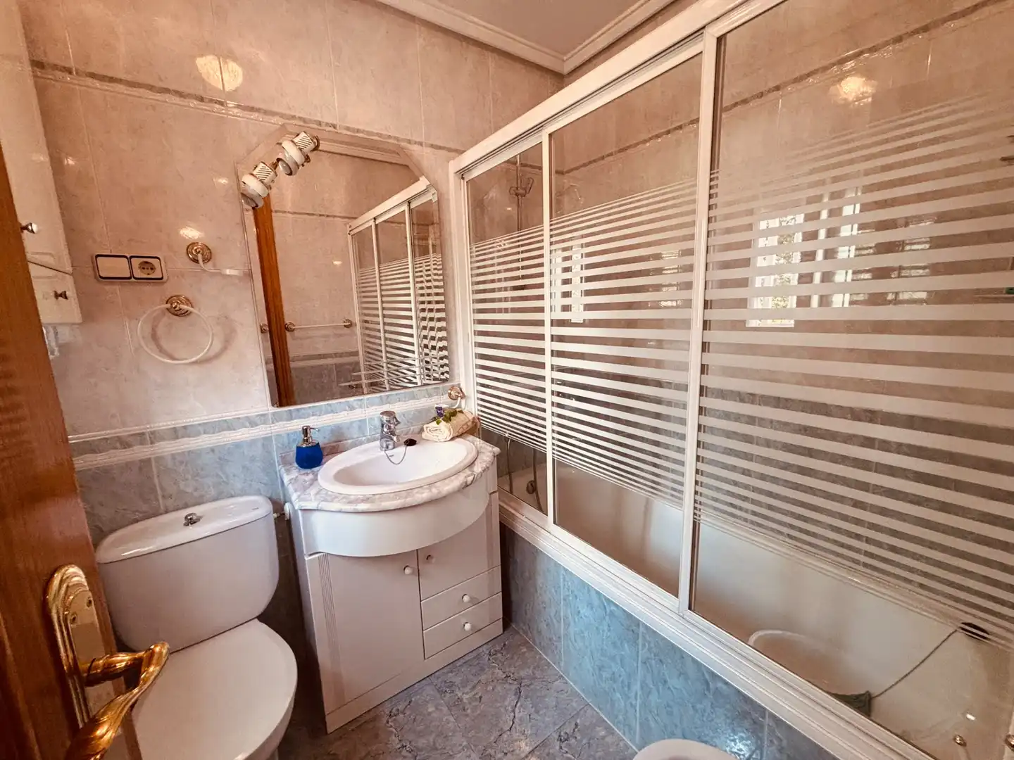 Casa bifamiliare con piscina in vendita a Sector 3, imagen 23