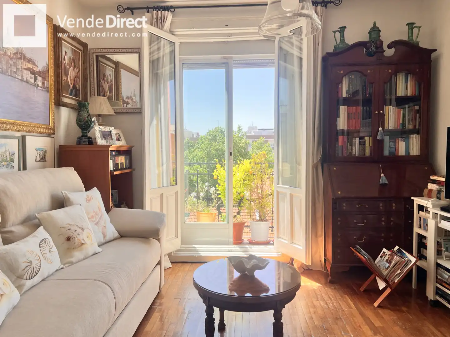 Terraza de Piso en venta en Madrid con Trastero, Amueblado y Balcón