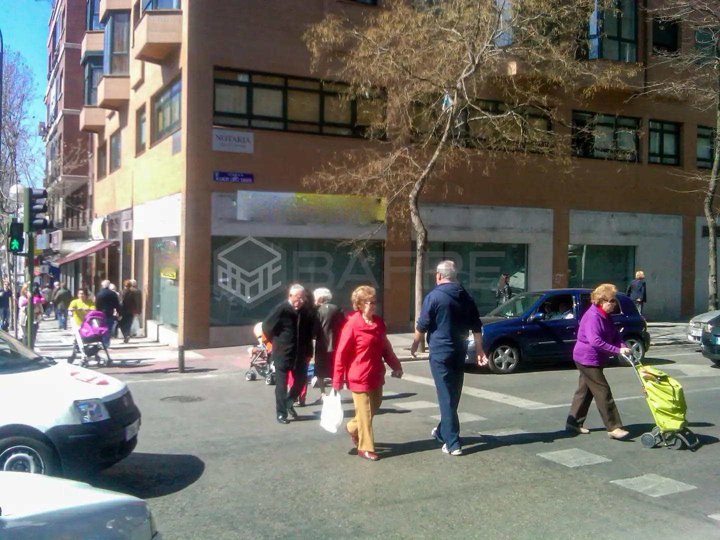 Vista exterior de Local en venta en Madrid