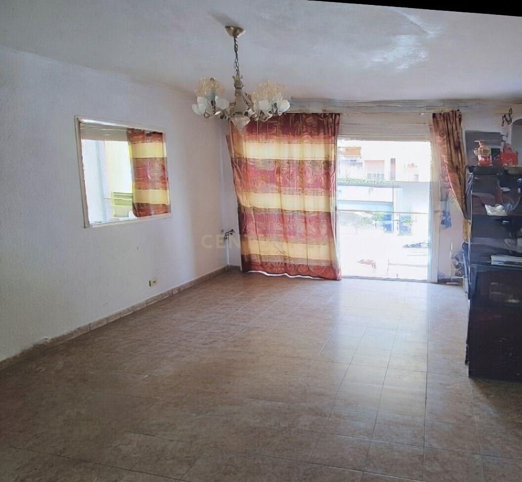 Living room of Flat for sale in Santa Coloma de Gramenet