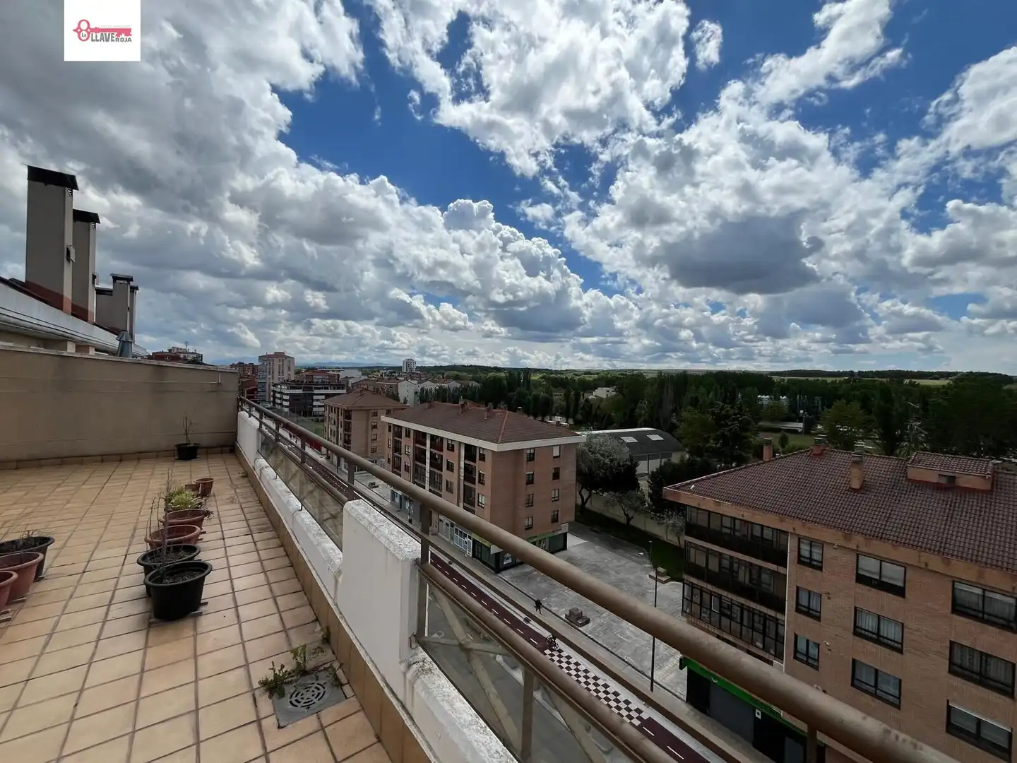 Terraza de Ático en venta en Burgos con Calefacción, Parquet y Terraza