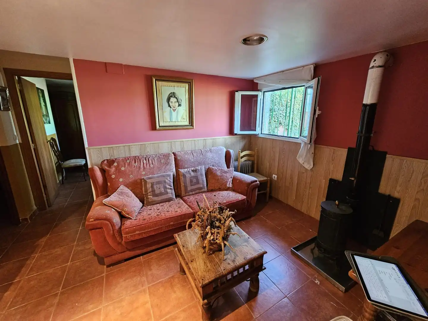 Sala de estar de Casa o chalet en venta en Ponferrada con Aire acondicionado, Calefacción y Jardín privado