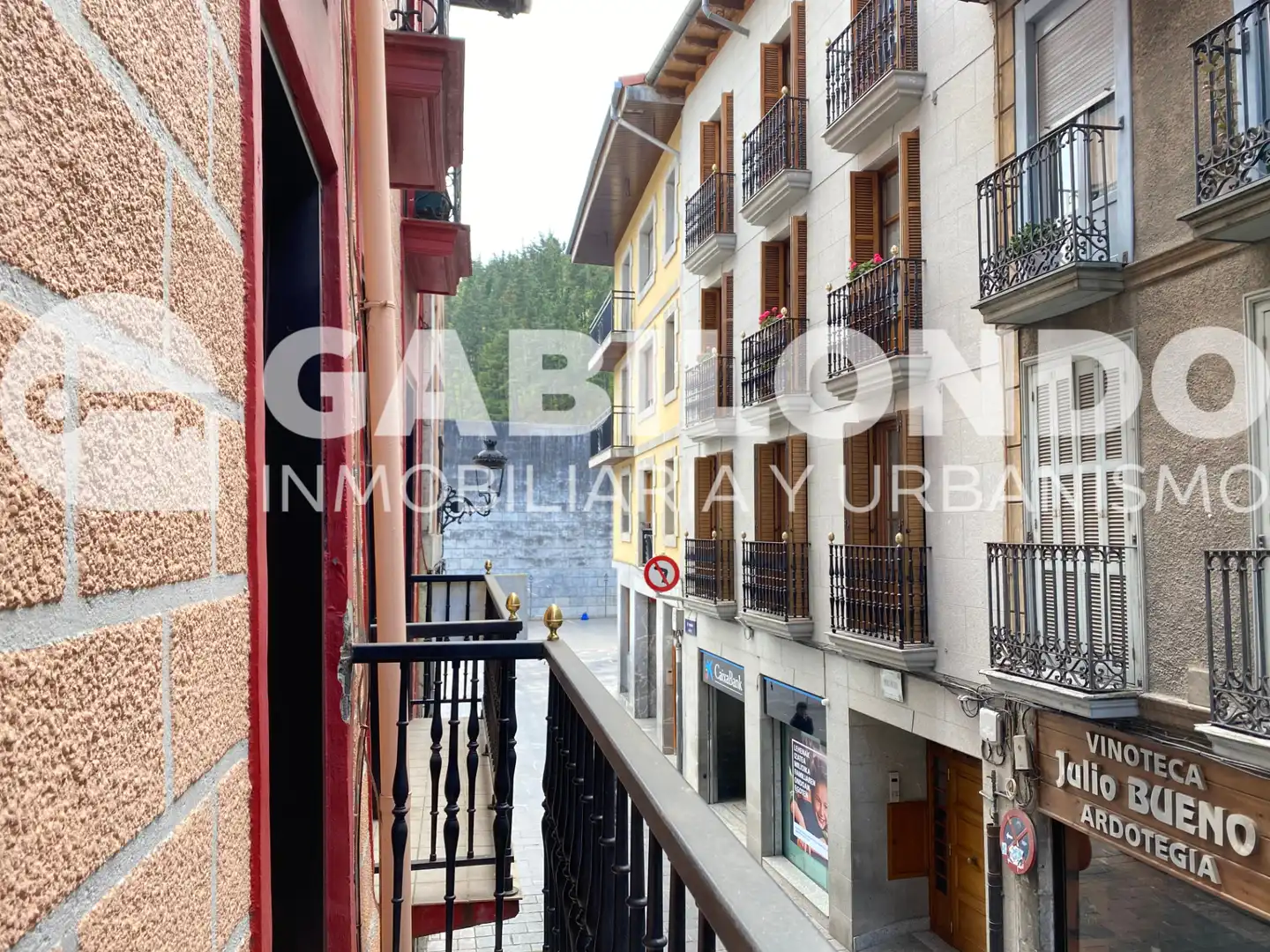 Vista exterior de Piso en venta en Elgoibar con Calefacción, Parquet y Trastero