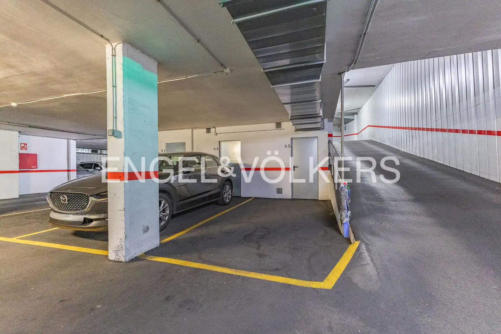 Parking de Piso en venta en Ponent