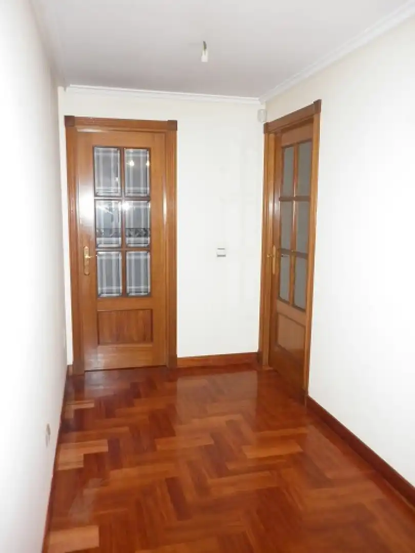 Pis de lloguer en Oviedo  amb Calefacció i Parquet