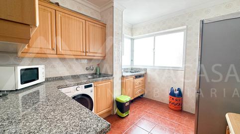 Foto 3 de Piso en venta en Calle Héroe de Sostoa, 114, Parque Ayala - Jardín de la Abadía - Huelín, Málaga Capital