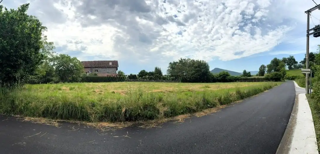 Residential for sale in Ayala / Aiara