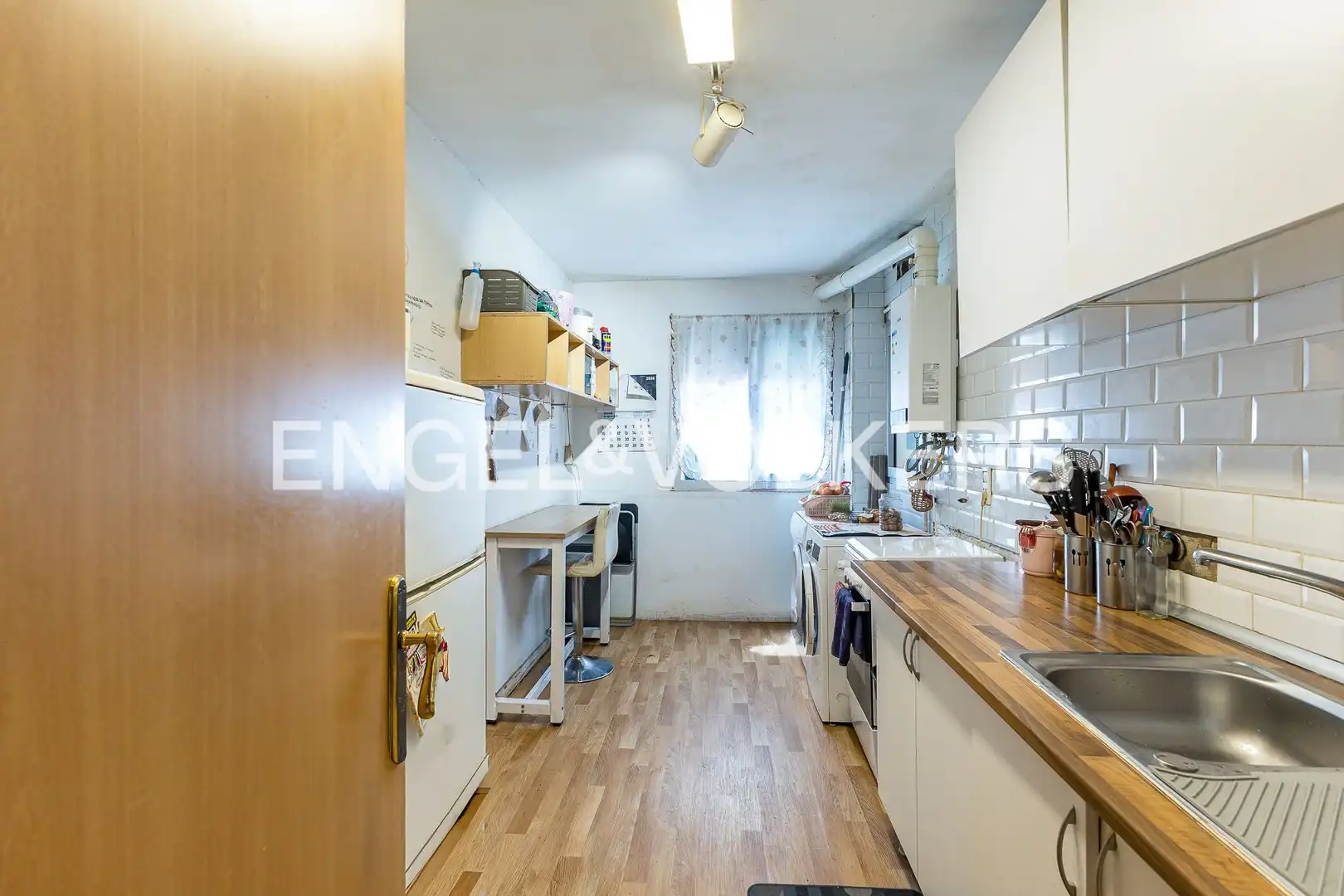 Cocina de Piso en venta en El Prat de Llobregat con Calefacción, Parquet y Terraza