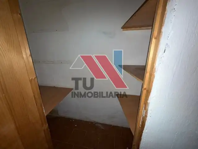 Houses for sale in Huecas  with Storage room, Swimming Pool and Alarm