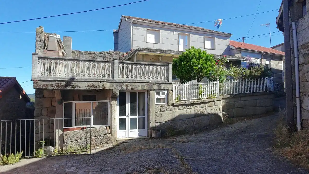 House with terrace for sale in Toén, imagen 5